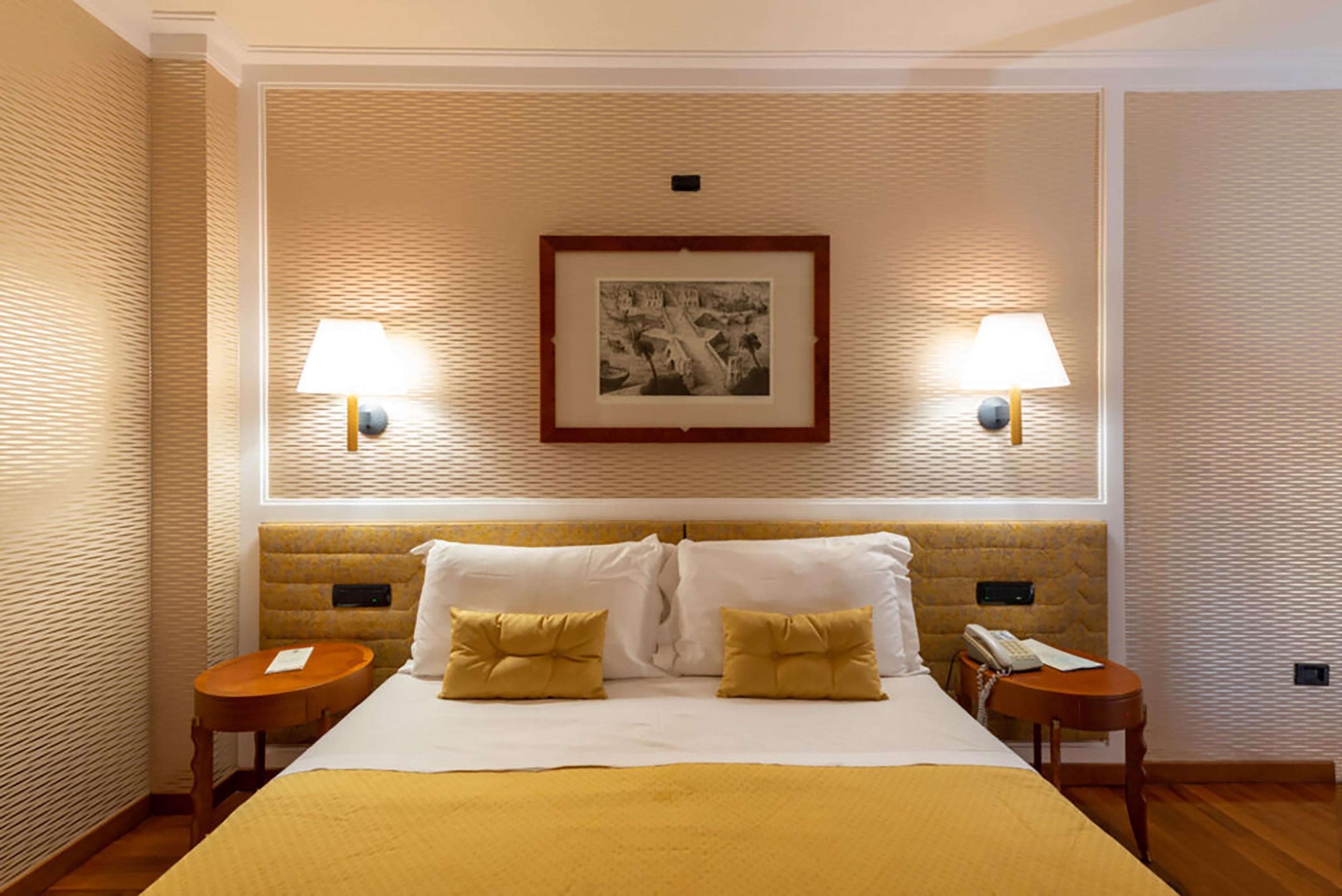 Grand Hotel Ortigia Syracuse Exterior foto A room at the hotel